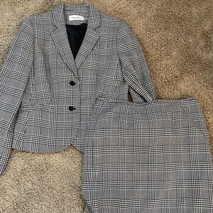 Calvin Klein Houndstooth Skirt Suit SET Size 12 NWOT